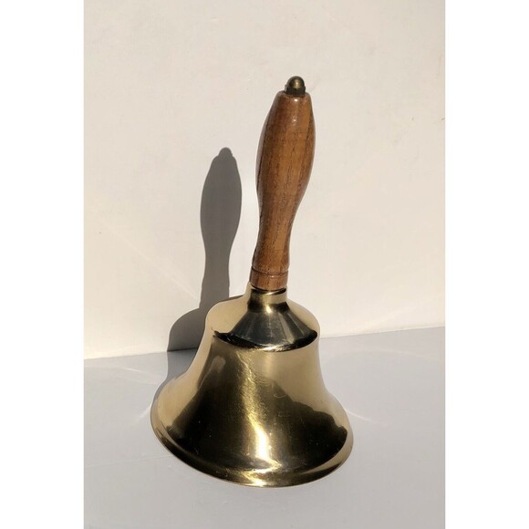 Vintage 8 1/2” Brass Bell With Wooden Handle 5" Diameter Hand Size Table/Desk - Picture 5 of 9